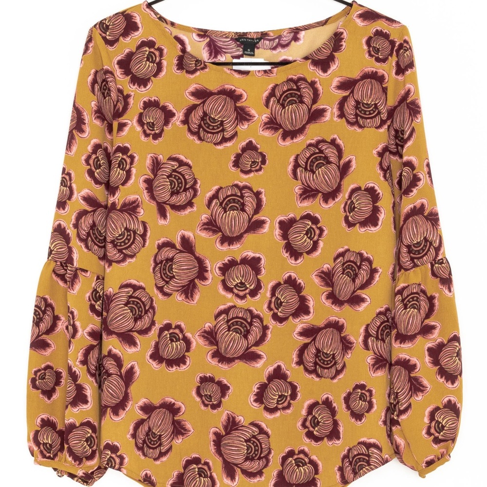 ANN TAYLOR Blouse, mustard, pink, burgundy, work attire, puff sleeve, boxy, art